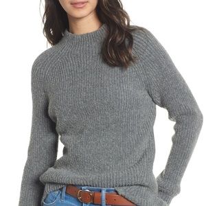 Madewell Wool Blend, Chunky Mock Neck Sweater, Gray. Casual. Has slight pilling.